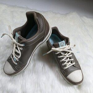 Women's Rare Crocs Shoes Size 10.5 Brown Grayish Color